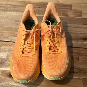 EUC - Hoka Clifton 9 running shoe - Solar Flare / Sherbet - sz 11